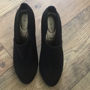 Bandolino black heels